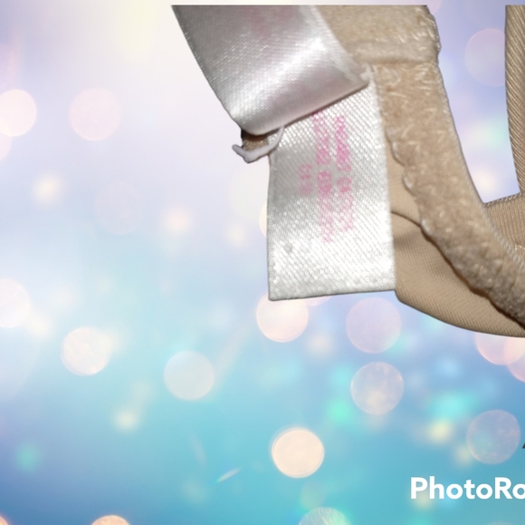 Victoria Secrets PINK Bra - Picture 2 of 7